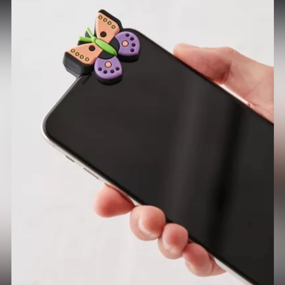UO Silicone 3D Camera Cover, Black/Peach, NWT, For Bundle Purchases Only